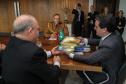 O governador Carlos Massa Ratinho Junior recebe o  Embaixador da República da Tunísia no Brasil  Mohamed Hedi Soltani e o primeiro Secretário Amine Sayeb, nesta quinta-feira (21) no Palácio Iguaçu.    Curitiba, 21/02/2019 -  Foto: Geraldo Bubniak/ANPr