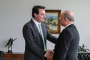 O governador Carlos Massa Ratinho Junior recebe o  Embaixador da República da Tunísia no Brasil  Mohamed Hedi Soltani e o primeiro Secretário Amine Sayeb, nesta quinta-feira (21) no Palácio Iguaçu.    Curitiba, 21/02/2019 -  Foto: Geraldo Bubniak/ANPr