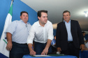  Na solenidade, o governador e o secretário de Desenvolvimento Urbano, João Carlos Ortega, assinaram a autorização para duas licitações. Para Wenceslau Braz, serão repassados R$ 294 mil para aquisição de um caminhão de coleta de lixo.  - Pinhalão 22/02/2019 - Foto: Rodrigo Félix Leal/ANPr