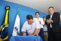 Governador Carlos Massa Ratinho Júnior participa da posse da nova diretoria da Associação dos Municípios do Norte Pioneiro (Amunorpi). O prefeito de Pinhalão, Sérgio Rodrigues é o presidente da Associação.  -  Pinhalão, 22/01/2019  -  Foto: Jaelson Lucas/ANPr