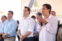 Quarenta e nove famílias de Florestópolis, município da região Norte do Paraná, concretizaram nesta sexta-feira (22) o sonho da casa própria. Elas vão morar no Residencial José Alves dos Santos, inaugurado pelo governador Carlos Massa Ratinho Junior, pelo presidente da Companhia de Habitação do Paraná (Cohapar), Jorge Lange, e o prefeito Nelson Correia Junior. - Florestópolis, 22/01/2019 - Foto: José Fernando Ogura/ANPr