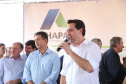 Quarenta e nove famílias de Florestópolis, município da região Norte do Paraná, concretizaram nesta sexta-feira (22) o sonho da casa própria. Elas vão morar no Residencial José Alves dos Santos, inaugurado pelo governador Carlos Massa Ratinho Junior, pelo presidente da Companhia de Habitação do Paraná (Cohapar), Jorge Lange, e o prefeito Nelson Correia Junior. - Florestópolis, 22/01/2019 - Foto: José Fernando Ogura/ANPr