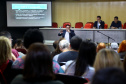 Os técnicos foram orientados ainda sobre a formação das comissões que trabalharão na revisão dos contratos em cada secretaria. “O ideal é que a comissão seja formada pelo responsável do GAS, um representante do grupo orçamentário e financeiro e um representante do gabinete da secretaria, que tenha poder de decisão”, disse Valdecir Dias, coordenador de Administração de Serviços da Secretaria da Administração.Curitiba,25/02/2019 Foto:Jaelson Lucas / ANPr
