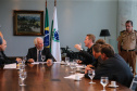 O governador em exercício Darci Piana recebe representantes SINDARUC ( Sindicatos Permissionários Centrais Abastecimento Alimentos) e o presidente da Ceasa, nesta quarta-feira (27) no Palácio Iguaçu.  Curitiba, 27/02/2019 -  Foto: Geraldo Bubniak/ANPr