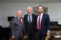 O governador em exercício Darci Piana recebe Presidente Cassio Telles e representates da OAB-PR, nesta quarta-feira (27) no Palácio Iguaçu.  O pedido de providencias  na PR-280 no sudoeste do Estado. Curitiba, 27/02/2019 -  Foto: Geraldo Bubniak/ANPr