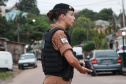 O 12º Batalhão da Polícia Militar do Paraná decidiu manter o efetivo que atende a área central de Curitiba exclusivamente feminino, nesta sexta-feira, 8 de Março. O policiamento de radiopatrulha é feito por mulheres. A iniciativa busca valorizá-las. Todas as policiais da unidade, tanto do serviço operacional quando do administrativo se reuniram as 6 horas no batalhão e, desde então, estão nas ruas do centro da capital atendendo ocorrências. Curitiba, 08/03/2019 - Foto: Soldado Priscila Carvalho