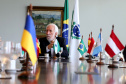 O governador em exercício Darci Piana se reuniu nesta sexta-feira (8) com 13 cônsules de países da Europa, Ásia e das Américas. A reunião no Palácio Iguaçu também contou com a participação do Chefe do Escritório de Representação do Ministério das Relações Exteriores no Paraná, embaixador Igor Kipman. Curitiba, 08/03/2019. Foto: Gilson Abreu/ANPr