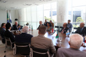 O governador em exercício Darci Piana se reuniu nesta sexta-feira (8) com 13 cônsules de países da Europa, Ásia e das Américas. A reunião no Palácio Iguaçu também contou com a participação do Chefe do Escritório de Representação do Ministério das Relações Exteriores no Paraná, embaixador Igor Kipman. Curitiba, 08/03/2019. Foto: Gilson Abreu/ANPr