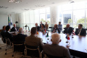 O governador em exercício Darci Piana se reuniu nesta sexta-feira (8) com 13 cônsules de países da Europa, Ásia e das Américas. A reunião no Palácio Iguaçu também contou com a participação do Chefe do Escritório de Representação do Ministério das Relações Exteriores no Paraná, embaixador Igor Kipman. Curitiba, 08/03/2019. Foto: Gilson Abreu/ANPr