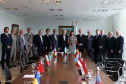 O governador em exercício Darci Piana se reuniu nesta sexta-feira (8) com 13 cônsules de países da Europa, Ásia e das Américas. A reunião no Palácio Iguaçu também contou com a participação do Chefe do Escritório de Representação do Ministério das Relações Exteriores no Paraná, embaixador Igor Kipman. Curitiba, 08/03/2019. Foto: Gilson Abreu/ANPr
