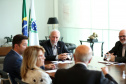 O governador em exercício Darci Piana recebeu nesta sexta-feira (8) a nova diretoria do Conselho Regional dos Representantes Comerciais do Paraná (Core-PR). O presidente da entidade, Paulo Nauiack, e os novos conselheiros tomaram posse em fevereiro deste ano para o quadriênio 2019-2022. Foto: Camila Tonett