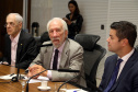 Reunião do secretariado coordenada pelo vice-governador Darci Piana. O secretário de Saúde, Beto Preto, esclareceu na reunião que o Paraná não vive momento de surto ou epidemia de qualquer doença, mas que é preciso reforçar a vacinação nas áreas de risco contra febre amarela, principalmente na região do Litoral.  Curitiba,  12/03/2019  -  Foto: Gilson Abreu/ANPr