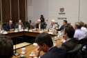 Reunião do secretariado coordenada pelo vice-governador Darci Piana. O secretário de Saúde, Beto Preto, esclareceu na reunião que o Paraná não vive momento de surto ou epidemia de qualquer doença, mas que é preciso reforçar a vacinação nas áreas de risco contra febre amarela, principalmente na região do Litoral.  Curitiba,  12/03/2019  -  Foto: Gilson Abreu/ANPr