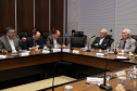 Reunião do secretariado coordenada pelo vice-governador Darci Piana. O secretário de Saúde, Beto Preto, esclareceu na reunião que o Paraná não vive momento de surto ou epidemia de qualquer doença, mas que é preciso reforçar a vacinação nas áreas de risco contra febre amarela, principalmente na região do Litoral.  Curitiba,  12/03/2019  -  Foto: Gilson Abreu/ANPr