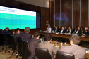 O agronegócio paranaense representa 33% do PIB do Estado, emprega 840 mil pessoas e é responsável por 70% das exportações, algo em torno de US$ 14 bilhões por ano, segundo apresentação feita pelo secretário da Agricultura e Abastecimento, Norberto Ortigara, na reunião de secretariado desta terça-feira (12).  -  Curitiba, 12/03/2019  -  Foto: Gilson Abreu/ANPr