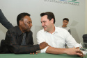 O governador Carlos Massa Ratinho Junior recebeu nesta quarta-feira (13), no Palácio Iguaçu, o campeão mundial de futebol Pelé. No evento, que contou com a presença de estudantes, atletas e ex-atletas, foram lançados a campanha Imposto Amigo do Esporte, do Governo do Estado, e o programa Esportivo Lúdico Educacional, de iniciativa de Pelé. - Curitiba, 13/03/2019 - Foto: Rodrigo Félix Leal/ANPr