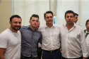 O governador Carlos Massa Ratinho Junior recebeu nesta quarta-feira (13), no Palácio Iguaçu, o campeão mundial de futebol Pelé. No evento, que contou com a presença de estudantes, atletas e ex-atletas, foram lançados a campanha Imposto Amigo do Esporte, do Governo do Estado, e o programa Esportivo Lúdico Educacional, de iniciativa de Pelé. - Curitiba, 13/03/2019 - Foto: Geraldo Bubniak/ANPr