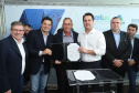 O governador Carlos Massa Ratinho Junior assinou nesta quinta-feira (14) contratos para a construção de 872 novas moradias populares em 15 municípios paranaenses. Os projetos foram desenvolvidos em diferentes programas coordenados pela Companhia de Habitação do Paraná (Cohapar) em parceria com as prefeituras e receberão investimentos de R$ 68,8 milhões. Foto: Rodrigo Felix Leal/ANPr