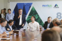 Governador Carlos Massa Ratinho Junior assina os contratos para a construção de 872 casas populares em 15 municípios paranaenses. Participaram da solenidade: presidente da Cohapar, Jorge Lange, secretários, prefeitos, empresários e lideranças dos municípios beneficiados.Curitiba, 14-03-19.Foto: Arnaldo Alves / ANPr.