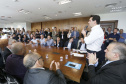 Governador Carlos Massa Ratinho Junior assina os contratos para a construção de 872 casas populares em 15 municípios paranaenses. Participaram da solenidade: presidente da Cohapar, Jorge Lange, secretários, prefeitos, empresários e lideranças dos municípios beneficiados.Curitiba, 14-03-19.Foto: Arnaldo Alves / ANPr.