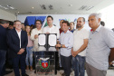 Governador Carlos Massa Ratinho Junior assina os contratos para a construção de 872 casas populares em 15 municípios paranaenses. Participaram da solenidade: presidente da Cohapar, Jorge Lange, secretários, prefeitos, empresários e lideranças dos municípios beneficiados.Curitiba, 14-03-19.Foto: Arnaldo Alves / ANPr.