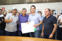 O governador Carlos Massa Ratinho Junior confirmou neste sábado (16) investimentos de R$ 2,82 milhões em obras e compra de máquinas e veículos para oito municípios da região Noroeste do Estado. Foram assinadas, na ExpoParanavaí, um dos principais eventos do agronegócio do Paraná, autorizações e homologações.   -  Paranavaí, 16/03/2019  -  Foto: José Fernando Ogura/ANPr