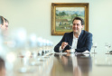 Governador Carlos Massa Ratinho Junior durante reunião com o secretário Nacional de Segurança Pública, general Guilherme Theóphilo e o secretário estadual da Segurança Pública e Administração Penitenciária, general Luiz Felipe Carbonell  -  Curitiba, 19/03/2019  -  Foto: Rodrigo Félix Leal/ANPr