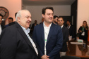 O governador Carlos Massa Ratinho Junior assinou nesta quinta-feira (21), durante o evento internacional Smart City Expo Curitiba, um projeto de lei propondo zerar a alíquota de IPVA de veículos elétricos, que hoje é de 3,5%. Ele também vai apresentar uma proposta de convênio ao Conselho Nacional de Política Fazendária (Confaz) para que o Estado também possa isentar o ICMS para a aquisição desses veículos. - Curitiba, 21/03/2019 - Foto: Rodrigo Félix Leal/ANPr