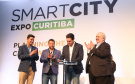 O governador Carlos Massa Ratinho Junior assinou nesta quinta-feira (21), durante o evento internacional Smart City Expo Curitiba, um projeto de lei propondo zerar a alíquota de IPVA de veículos elétricos, que hoje é de 3,5%. Ele também vai apresentar uma proposta de convênio ao Conselho Nacional de Política Fazendária (Confaz) para que o Estado também possa isentar o ICMS para a aquisição desses veículos. - Curitiba, 21/03/2019 - Foto: Rodrigo Félix Leal/ANPr