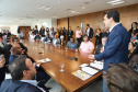 O governador Carlos Massa Ratinho Massa sanciona  a lei que institui o Dia Estadual de Luta pela Eliminação da Discriminação Racial. Foto: José Fernando Ogura/ANPr
