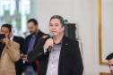 O governador Carlos Massa Ratinho Junior autoriza nesta quinta-feira (21) recursos para obras de recape asfáltico em ruas de 36 bairros de Curitiba. A assinatura contou com a presença do prefeito Rafael Greca e o secretário de Estado do Desenvolvimento Urbano, João Carlos Ortega, no Palácio Iguaçu, Curitiba, 21/03/2019 - Foto: Geraldo Bubniak/ANPr