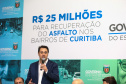O governador Carlos Massa Ratinho Junior autoriza nesta quinta-feira (21) recursos para obras de recape asfáltico em ruas de 36 bairros de Curitiba. A assinatura contou com a presença do prefeito Rafael Greca e o secretário de Estado do Desenvolvimento Urbano, João Carlos Ortega, no Palácio Iguaçu, Curitiba, 21/03/2019 - Foto: Geraldo Bubniak/ANPr