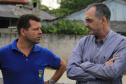 Com o objetivo principal de estimular a aplicação de novas tecnologias em obras no Paraná, o superintendente executivo do Serviço Social Autônomo (Paranacidade), Alvaro Cabrini Junior, visitou, junto com outros técnicos, o trabalho executado em Pinhais com uma tecnologia para implantação de calçadas feitas de concreto poroso permeável. Foto: SEDU