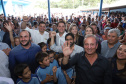 Cerca de oito mil pessoas serão beneficiadas pela obra de pavimentação da Estrada do Socavão, principal distrito de Castro, nos Campos Gerais. Nesta sexta-feira (29), o governador Carlos Massa Ratinho Junior esteve no município e assinou a ordem de serviço para pavimentar um trecho de nove quilômetros da estrada que liga o distrito de Socavão até a região do Pinheirão, em direção à PR-090. - Castro, 29/03/2019 - Foto: Rodrigo Félix Leal/ANPr