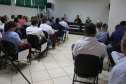 Prefeitos e representantes políticos, diretores e membros de associações comerciais e lideranças empresariais e comunitárias participaram nesta sexta (29) de uma reunião na prefeitura de Campo Mourão com o presidente da Fomento Paraná, Heraldo das Neves, e a assessora de relações institucionais, Emilia Belinati.  -  Campo Mourão, 29/03/2019  -  Foto: Divulgação FomentoParaná