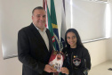 O secretário da Justiça, Família e Trabalho, Ney Leprevoste recebeu a jovem cientista emiradense  Alia Al Mansoori. Foto:SEJU