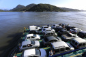 O Departamento de Estradas de Rodagens (DER-PR) prorrogou por mais um ano o contrato de concessão do ferry boat que faz a travessia Guaratuba – Caiobá, no Litoral do Paraná. A empresa Concessionária Travessia de Guaratuba continuará a prestar o serviço sem mudanças na tarifa.  -  Foto: Arquivo ANPr