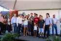 O governador Carlos Massa Ratinho Junior participa nesta sexta-feira (12) da inauguração do residencial Manoel Bono Belascuzas e entrega as chaves da casa própria para 44 famílias de Nova Londrina, no Noroeste do Estado. O empreendimento foi construído em um trabalho integrado do Governo do Estado, por meio da Cohapar, Copel e Sanepar, com o governo federal e a prefeitura. Nova Londrina, 12/04/2019 - Foto: Geraldo Bubniak/ANPr