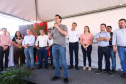 O governador Carlos Massa Ratinho Junior participa nesta sexta-feira (12) da inauguração do residencial Manoel Bono Belascuzas e entrega as chaves da casa própria para 44 famílias de Nova Londrina, no Noroeste do Estado. O empreendimento foi construído em um trabalho integrado do Governo do Estado, por meio da Cohapar, Copel e Sanepar, com o governo federal e a prefeitura. Nova Londrina, 12/04/2019 - Foto: Rodrigo Felix Leal/ANPr