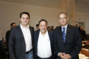 O governador Carlos Massa Ratinho Junior reuniu-se nesta terça-feira (16), no Palácio Iguaçu, em Curitiba, com a equipe de governo. Além de secretários e diretores de companhias estatais, participaram o presidente da Empresa Brasileira de Serviços Hospitalares (Ebserh), general Oswaldo de Jesus Ferreira, o líder do governo na Assembleia, Hussein Bakri, e os deputados estaduais Michele Caputo Neto e Tercílio Turini.  -  Curitiba, 16-04-19.Foto: Arnaldo Alves / ANPr.