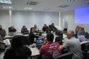 Técnicos discutem rota de circulação do vírus da febre amarela. Foto: SESA