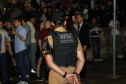 A Polícia Militar do Paraná deflagra a megaoperação Primo que cumpriu 16 mandados de Prisão e de Busca e Apreensão e resultou em 19 encaminhamentos, sendo 15 adultos e quatro adolescentes apreendidos, bem como uma quantidade de drogas recolhida.  -  Curitiba, 26/04/2019  -  Foto: Soldado Amanda Morais