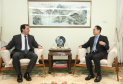 CHINA - O governador Carlos Massa Ratinho também esteve com o embaixador da China no Brasil, Yang Wanming. Ele apresentou como resultado da recente viagem ao país, na semana passada, a confirmação da visita do CEO da China Communications Construction Company (CCCC) - estatal chinesa e maior empresa de infraestrutura do País - ao Paraná no dia 14 de maio. Na foto, o secretário da Infraestrurtura e Logística, Sandro Alex - Curitiba, 29/04/2019 - Foto: Rodrigo Félix Leal/ANPr