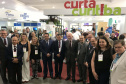 Com a participação do vice-governador Darci Piana, a Paraná Turismo, vinculado à Secretaria de Estado do Desenvolvimento Sustentável e Turismo, apresentou nesta sexta-feira (3) o estande “15ª Mostra das Regiões Turísticas do Paraná”, com uma área de 430 metros, com o objetivo de mostrar as 14 regiões com maior potencial turístico do Estado.Foto: Divulgação/SEDST