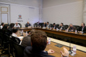 Representantes do Governo do Estado, da Assembleia Legislativa e de sindicatos de servidores públicos realizaram nesta sexta-feira (03) da primeira reunião de trabalho da comissão permanente criada para debater as demandas do funcionalismo estadual.
Foto Gilson Abreu/ANPr
