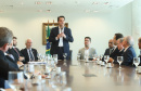 O governador Carlos Massa Ratinho Junior assinou nesta segunda-feira (6) decreto que prorroga os benefícios fiscais do Imposto sobre Circulação de Mercadorias e Serviços (ICMS) ao setor produtivo de todo o Estado. A medida beneficia setores como a agropecuária e indústria e busca manter a competitividade de mercado de diversos produtos paranaenses. Foto: Rodrigo Felix Leal/ANPr - 06/05/2019
