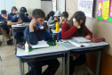 Uma ideia simples, mas com múltiplos resultados que estão transformando a relação dos alunos do Colégio Estadual do Campo Octávio Tozo, em Cascavel (Oeste do estado), com a leitura