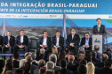 O governador Carlos Massa Ratinho Junior recebe  em Foz do Iguaçu, o presidente Jair Bolsonaro e o presidente do Paraguai Mario Abdo Benítez para o lançamento da pedra fundamental da segunda ponte entre Brasil e Paraguai, em cerimônia  no Marco das Três Fronteiras, nesta sexta-feira (10).   Foz do Iguaçu, 10/05/2019 -  Foto: Geraldo Bubniak/ANPr