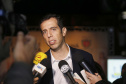 O governador Carlos Massa Ratinho Junior e o secretário da Educação e Esporte, Renato Feder (foto), apresentaram nesta segunda-feira (27/05) o programa Escola Presente, criado para evitar o abandono escolar.Curitiba, 27-05-19.Foto: Arnaldo Alves / ANPr.