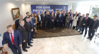 A Proposta de Emenda Constitucional (PEC) que põe fim à aposentadoria vitalícia de governadores será promulgada nesta quarta-feira (29) em solenidade, no Palácio Iguaçu pelo governador Carlos Massa Ratinho Junior. Participaram: presidente da Assembleia Legislativa, dep. Ademar Traiano e vários deputados estaduais.Curitiba, 29-05-19.Foto: Arnaldo Alves / ANPr.